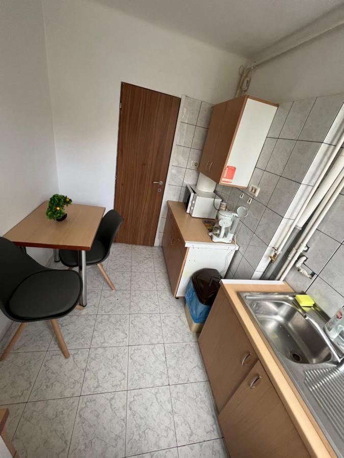 Apartment 2 Camere Centru Piata 700 Τιμισοάρα Εξωτερικό φωτογραφία